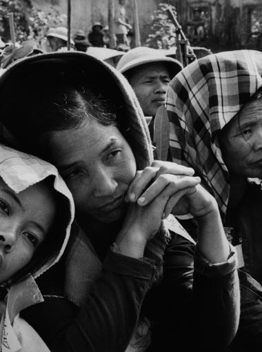 Femmes en deuil après la mort de Ho Chi Minh, Nord Vietnam, 1969